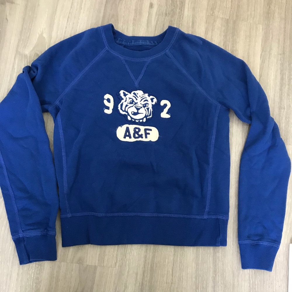 Abercrombie Crew neck